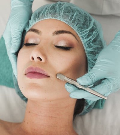 Face massage spa treatment